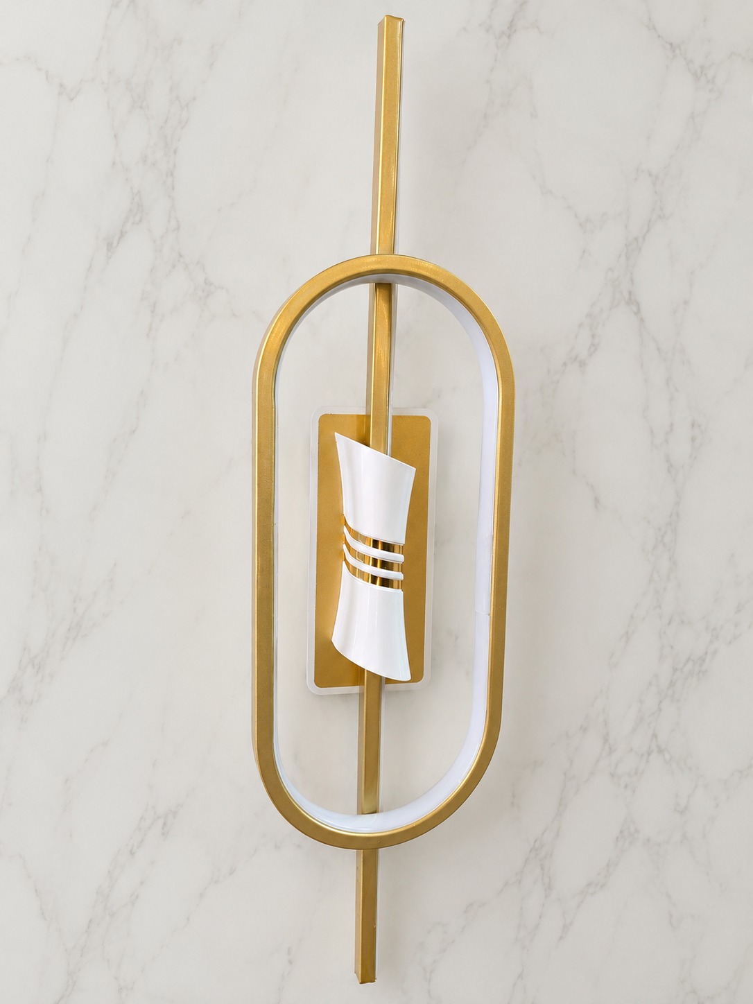 Aurelia Golden Oval Halo Wall Light Detail 6